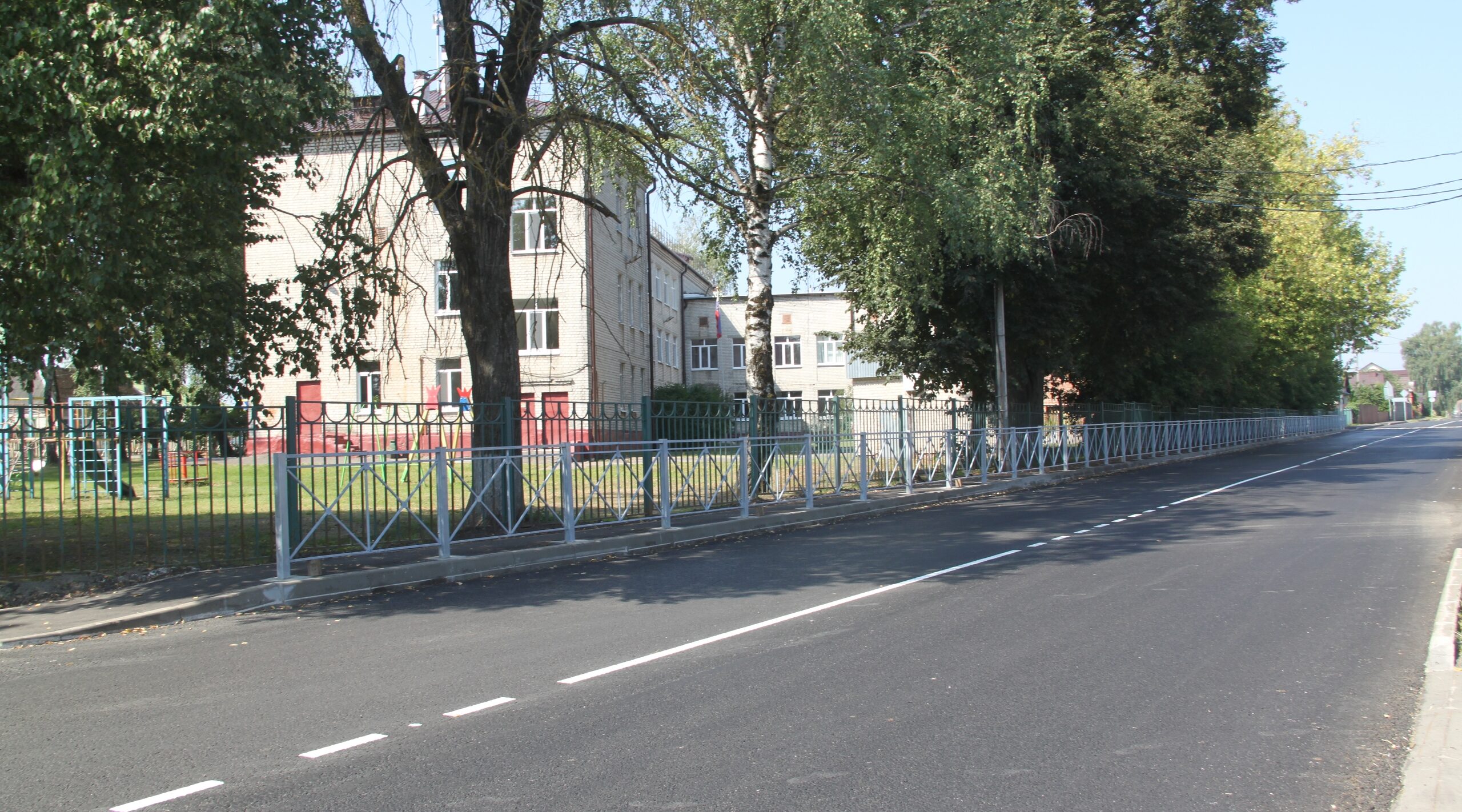 В Брянске капитально отремонтировали улицу Спартаковскую