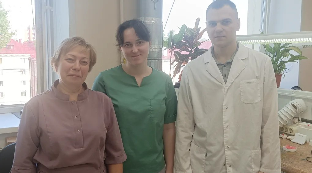 Коллектив областной стоматологической поликлиники пополнился двумя новыми специалистами