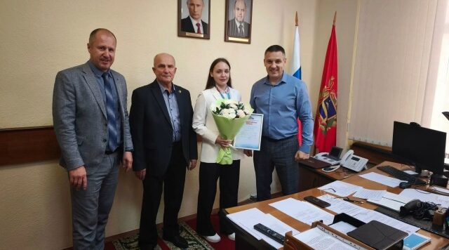 В Брянске чествовали спортсменку Викторию Альянову